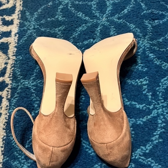 New  size 10  open toe heels - Picture 5 of 5